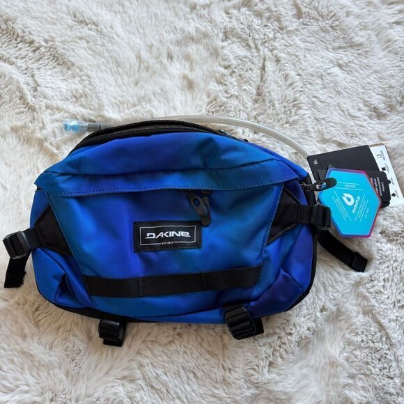 NWT Hot Laps 5L Bike Hydration Waist‎ Bag - Color:Midnight Blue - Picture 8 of 9